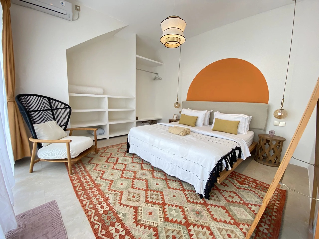 1BR + 1 Office Private Villa