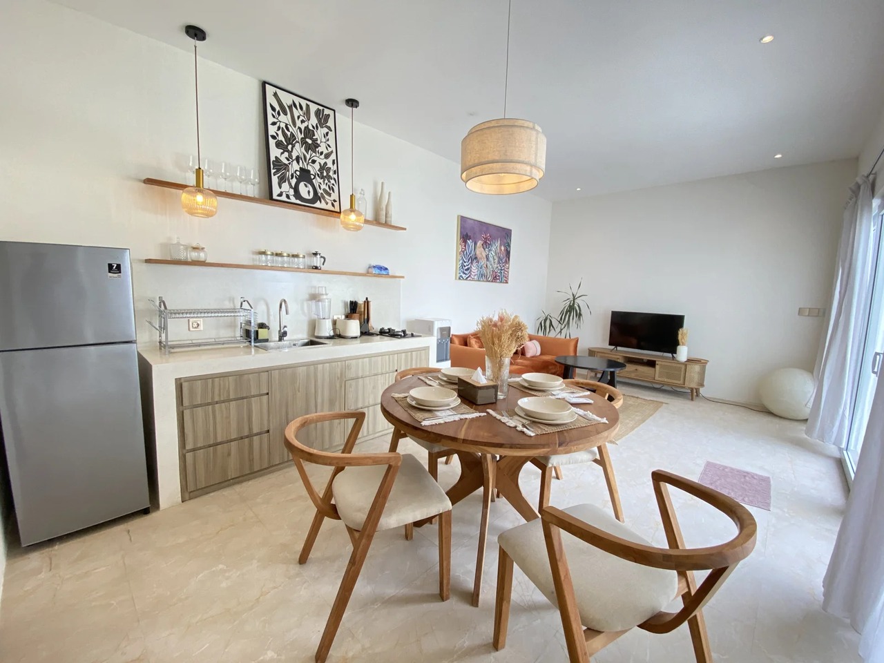 1BR + 1 Office Private Villa