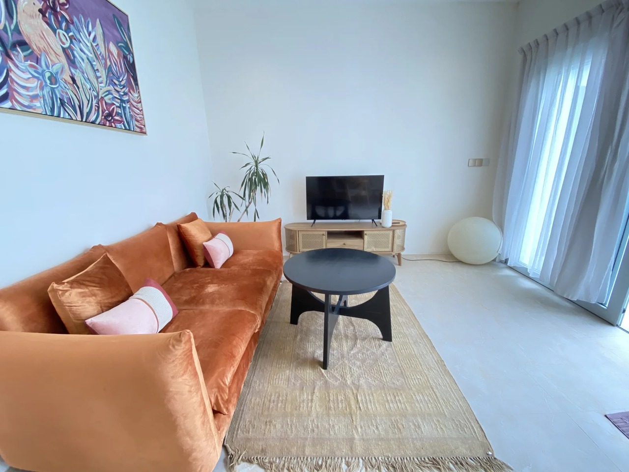 1BR + 1 Office Private Villa