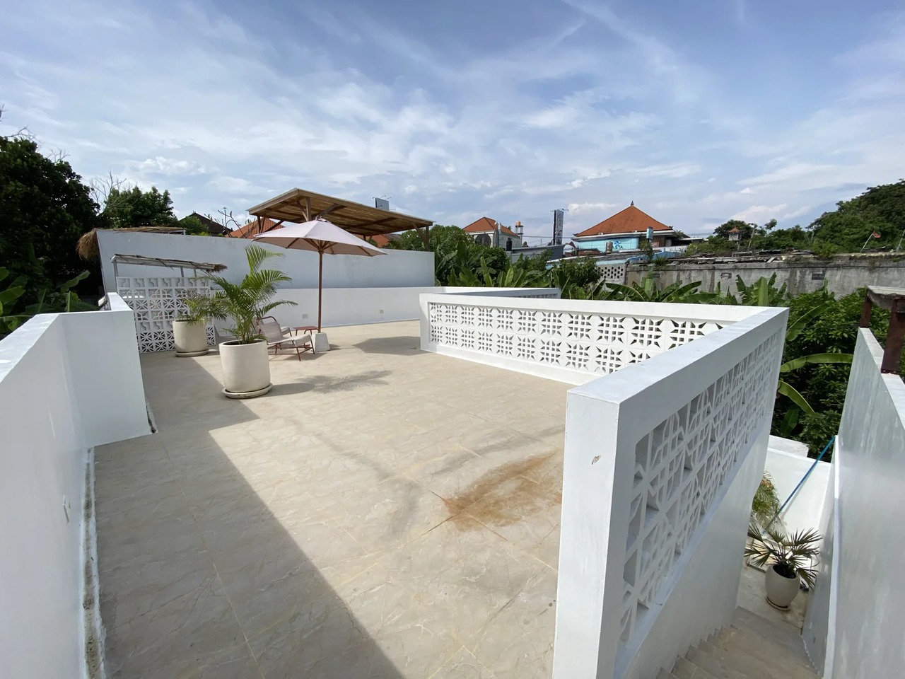 1BR + 1 Office Private Villa