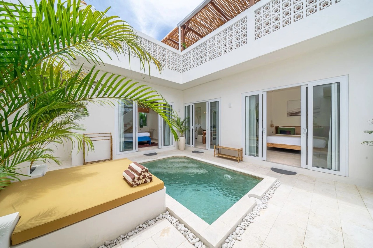 2BR Villa with spacious rooftop - Cemagi