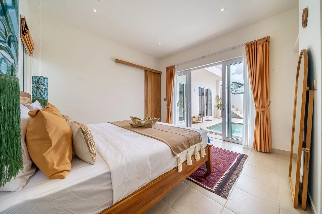 2BR Villa with spacious rooftop - Cemagi