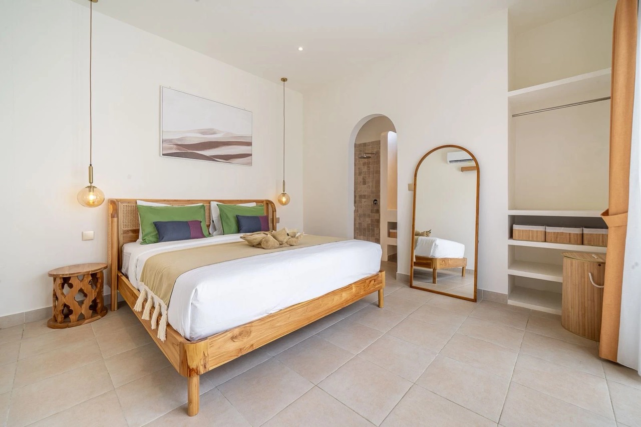 2BR Villa with spacious rooftop - Cemagi