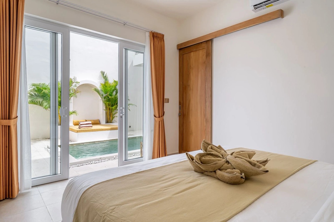 2BR Villa with spacious rooftop - Cemagi