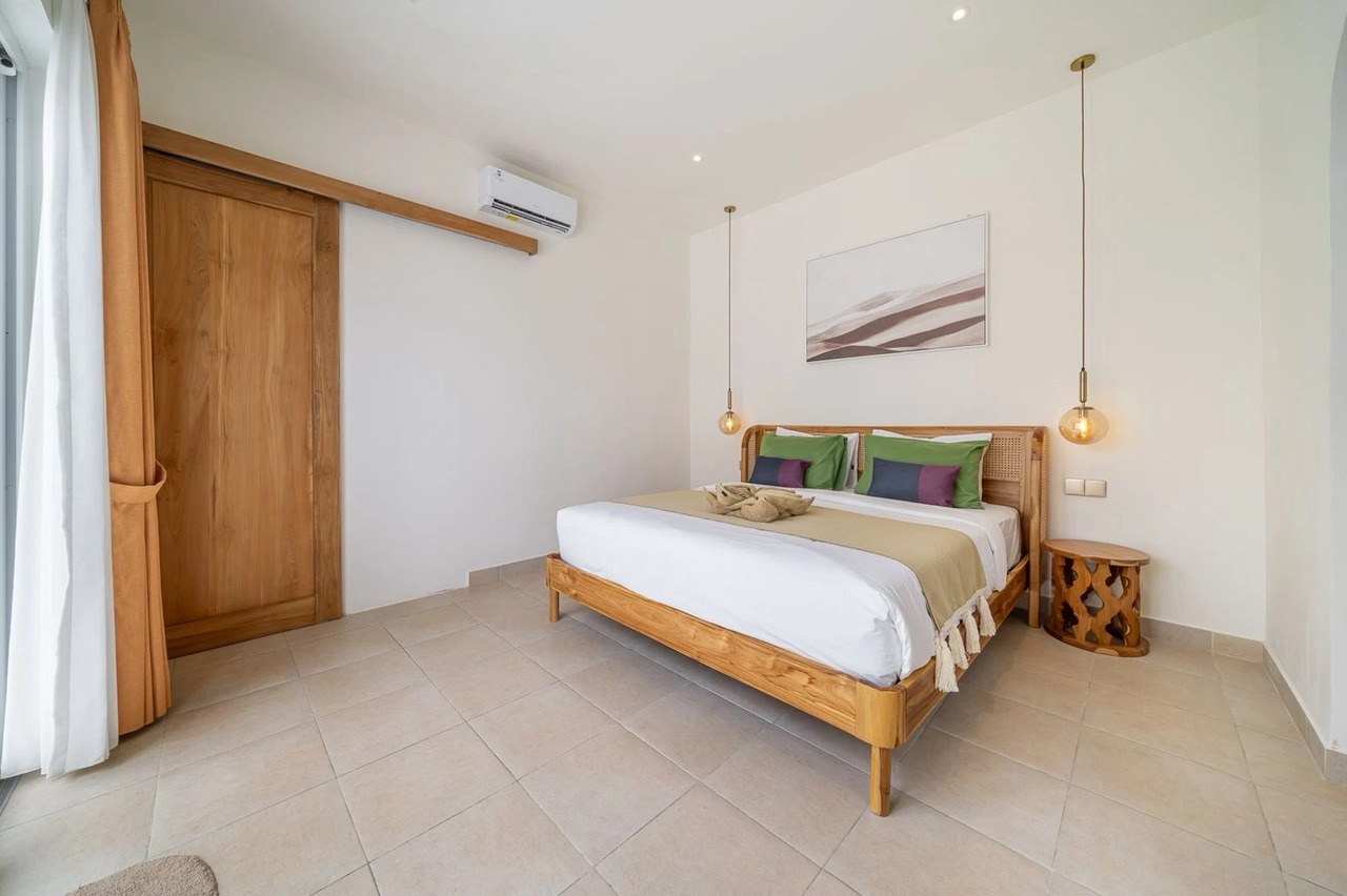 2BR Villa with spacious rooftop - Cemagi