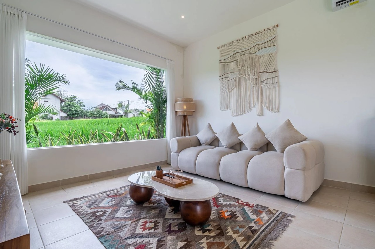 2BR Villa with spacious rooftop - Cemagi