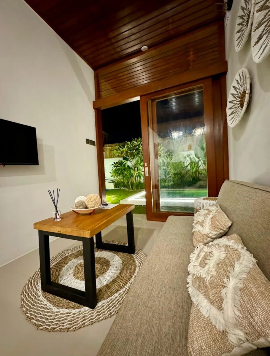 2br Villa for Rent in Seseh 