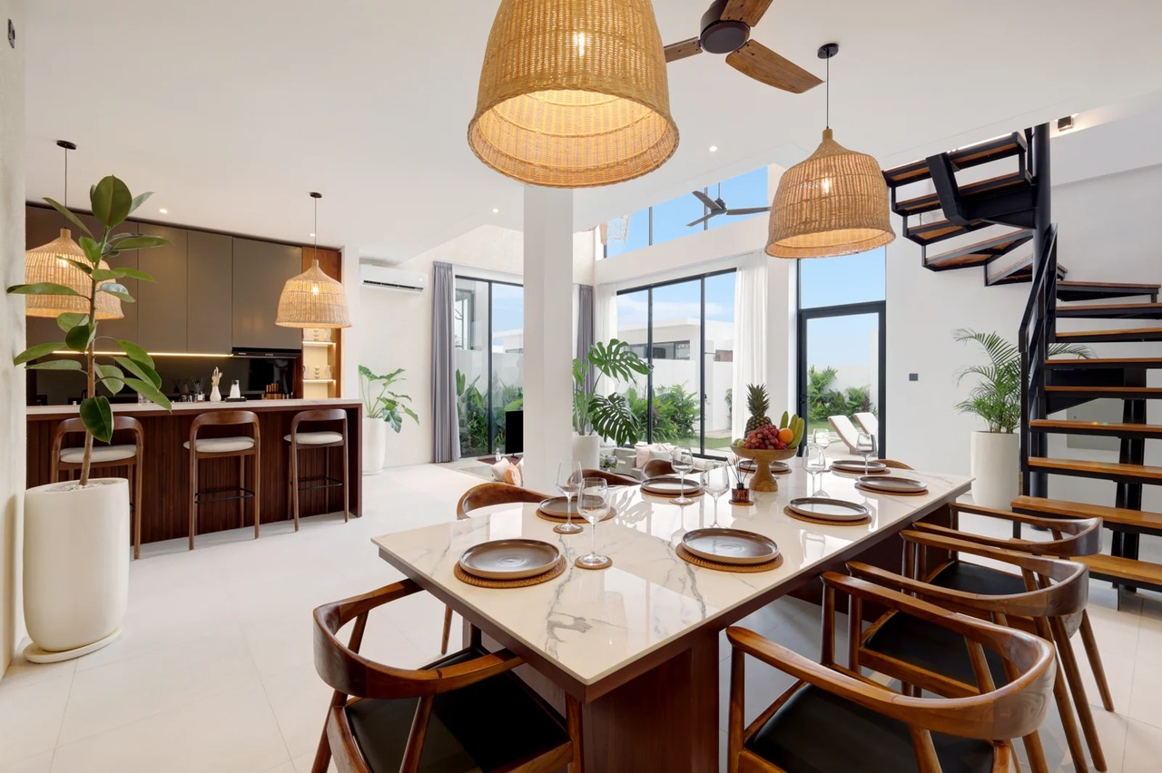 NEW 3BR Villa with Rooftop Ocean View