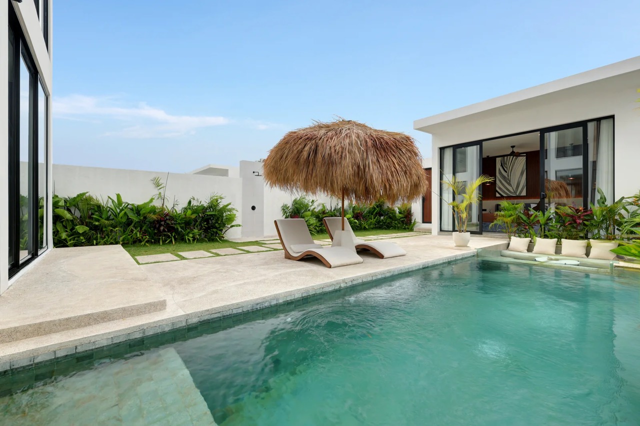 NEW 3BR Villa with Rooftop Ocean View
