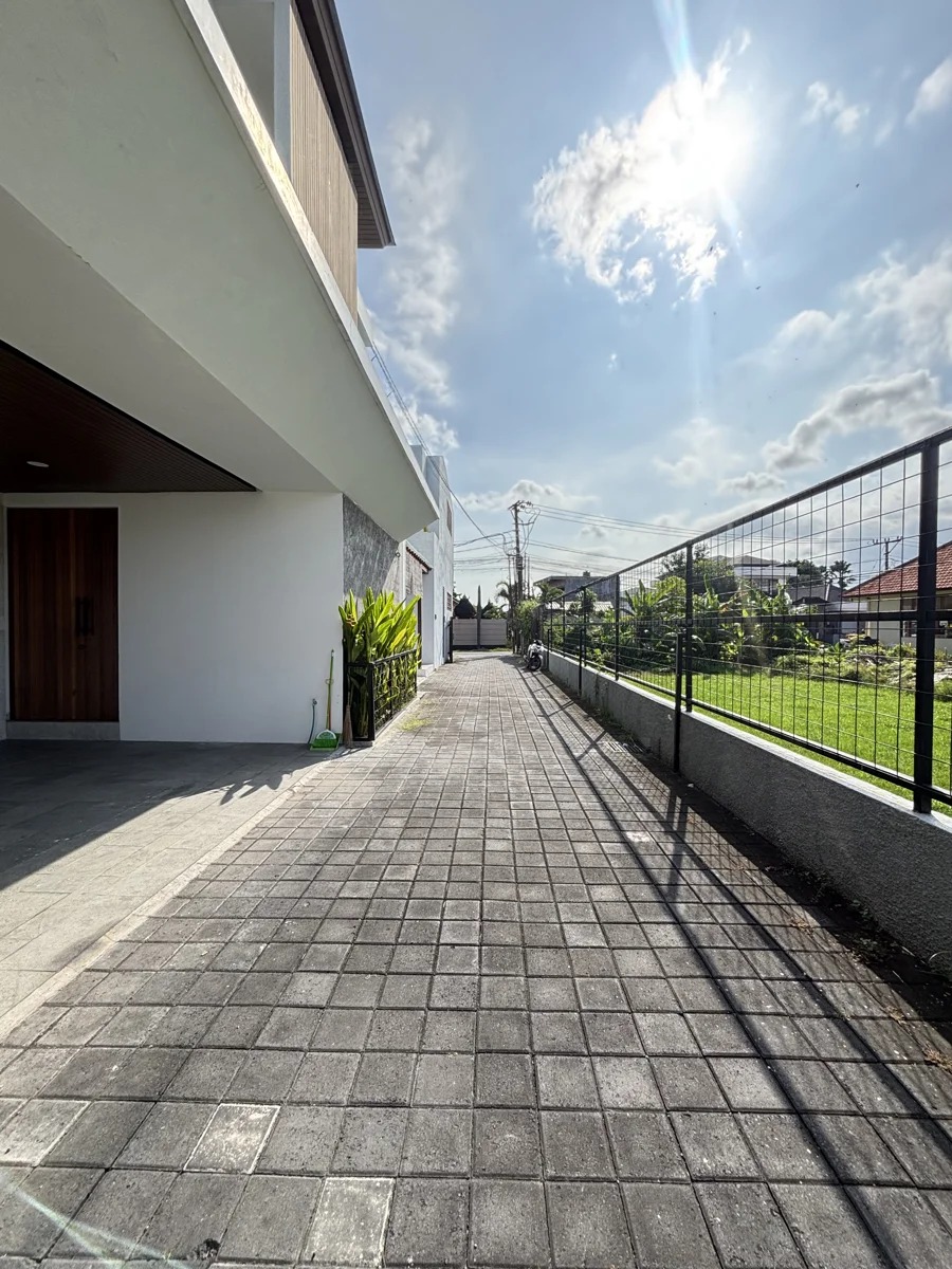 2 BEDROOM VILLA PRIVATE POOL IN UMALAS