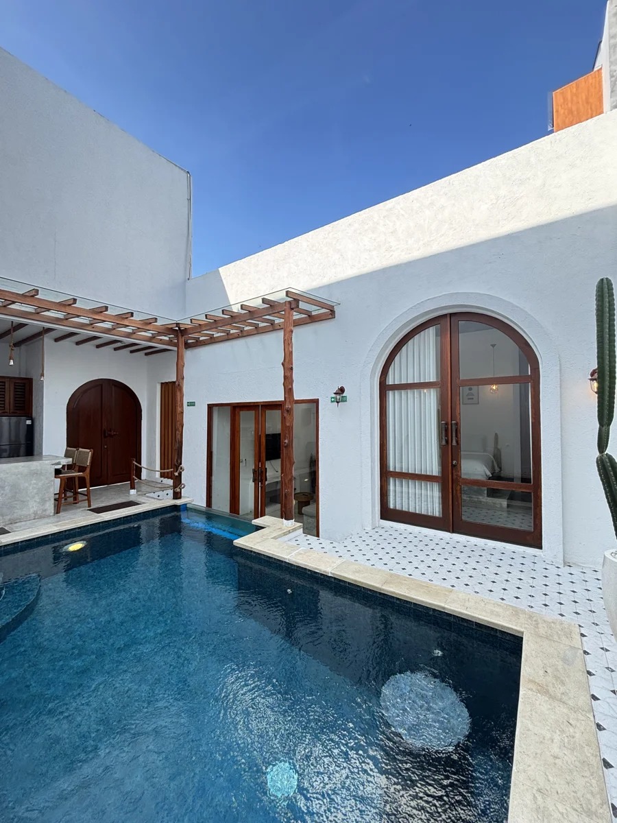 2 BEDROOM VILLA PRIVATE POOL IN UMALAS