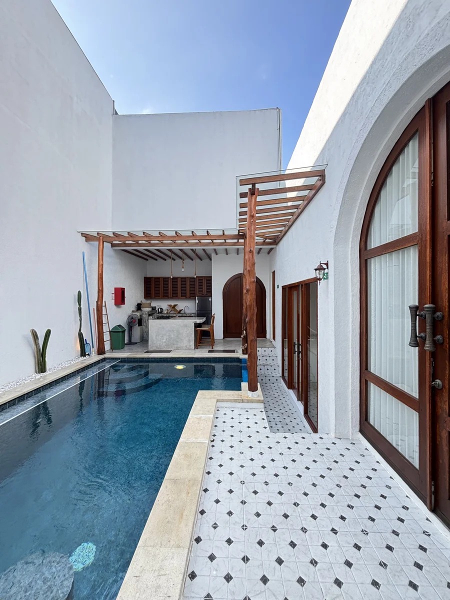 2 BEDROOM VILLA PRIVATE POOL IN UMALAS