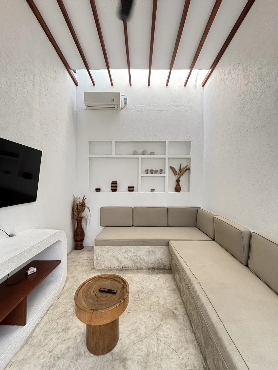 2 BEDROOM VILLA PRIVATE POOL IN UMALAS