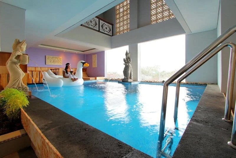 DO 125 - HOMESTAY FOR SALE IN KEROBOKAN 
