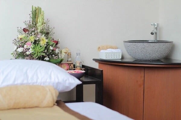 DO 125 - HOMESTAY FOR SALE IN KEROBOKAN 