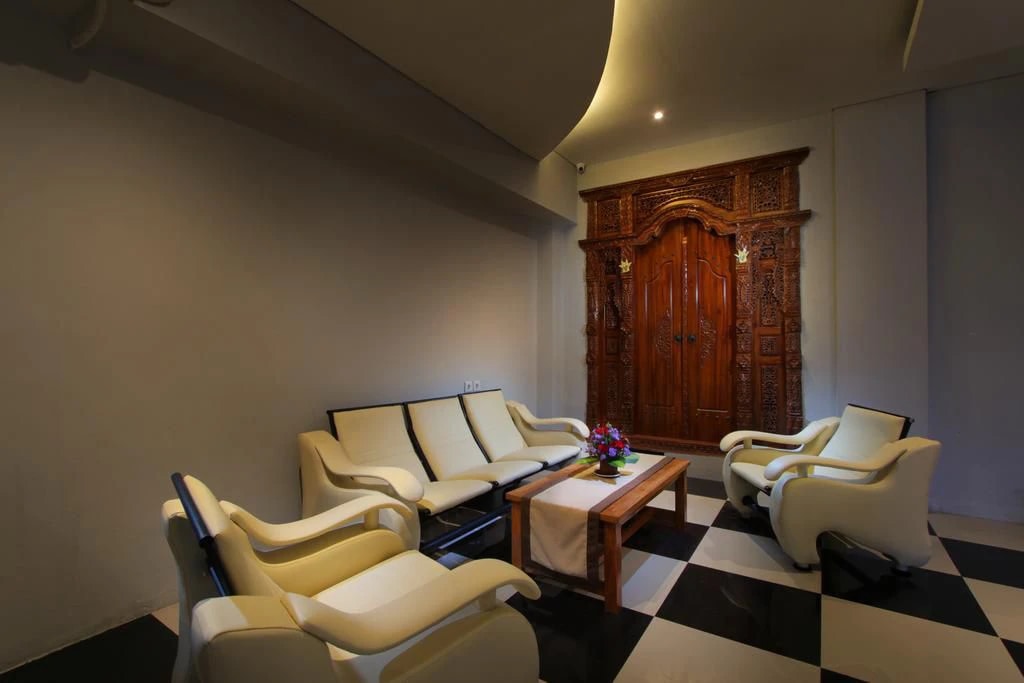 DO 125 - HOMESTAY FOR SALE IN KEROBOKAN 