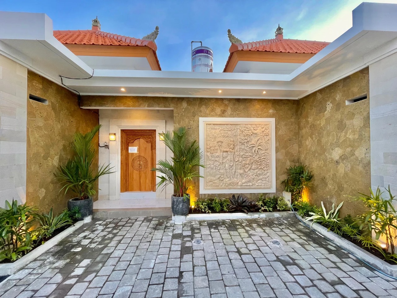 Brand new 2br villa for Rent in babakan