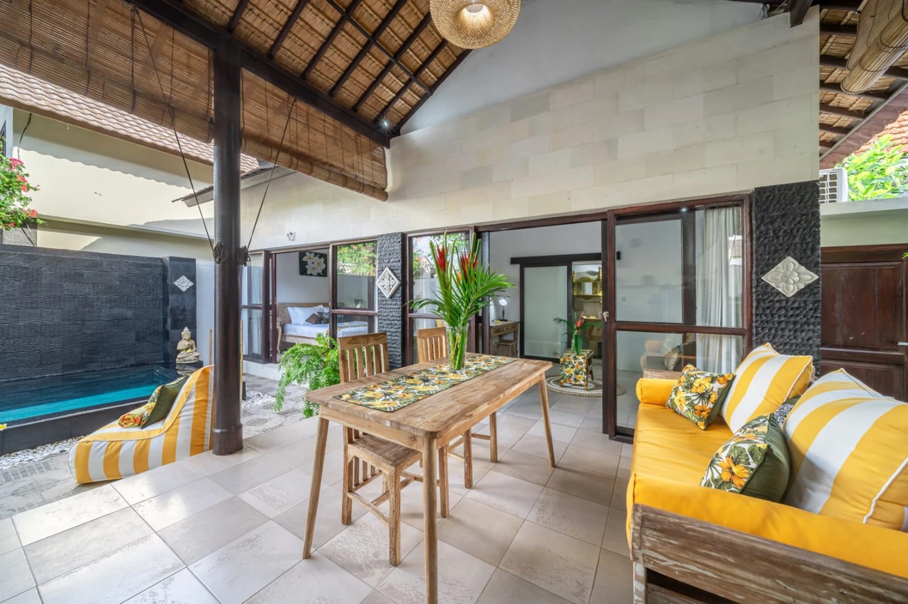 SUNRISE VILLA – Jimbaran (2JB2)