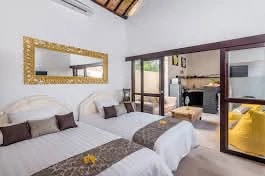 SUNRISE VILLA – Jimbaran (2JB2)