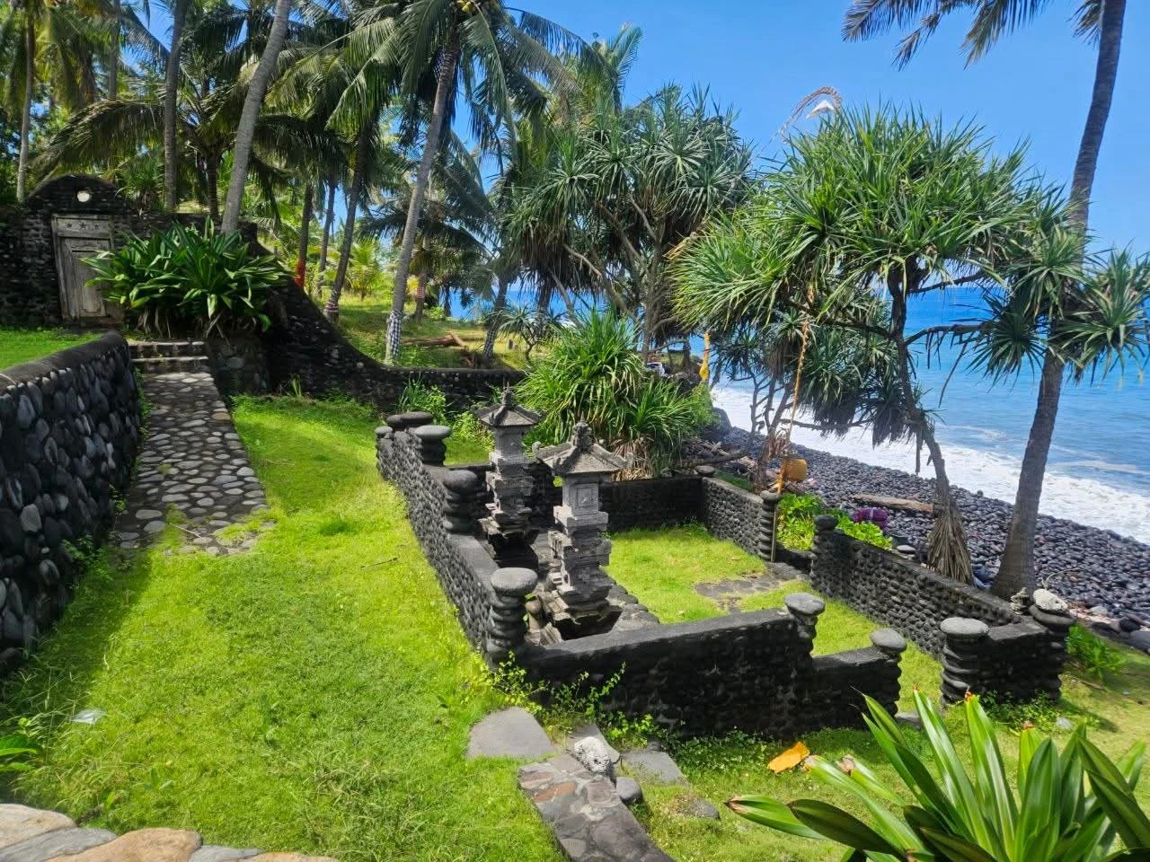 Freehold villa west seraya karangasem
