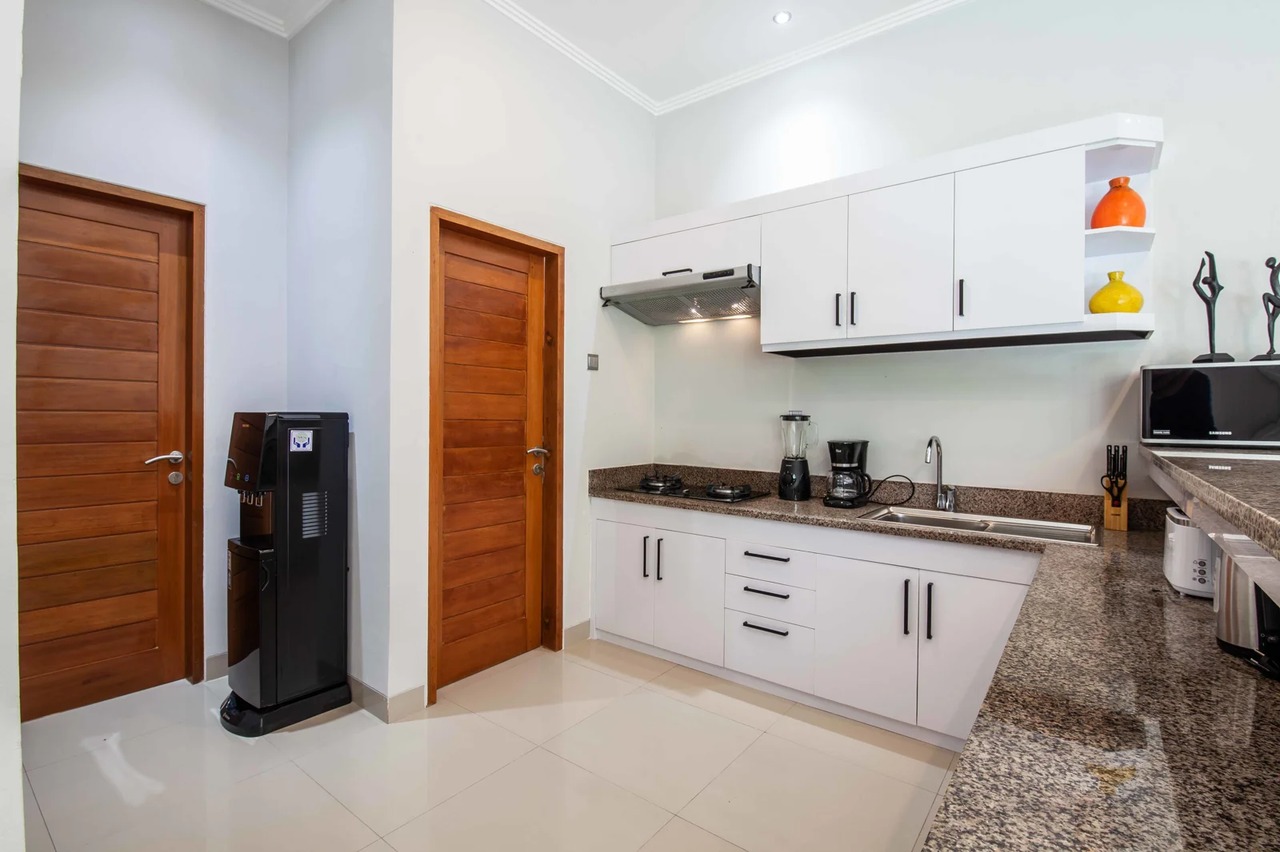 Comfortable 3br villa Voyage-5, Seminyak