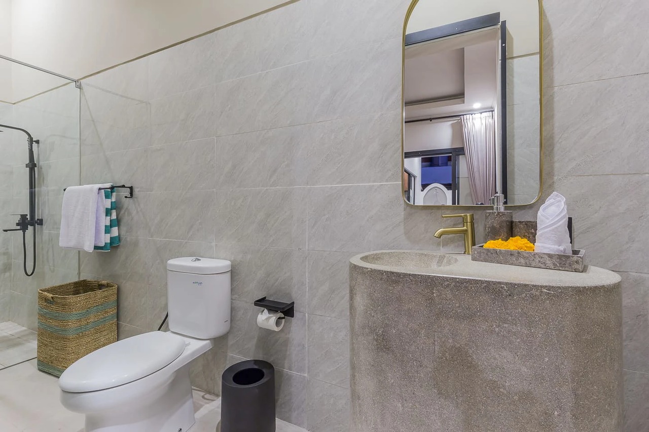 - Brand new 2 Bedroom Villa for rent 