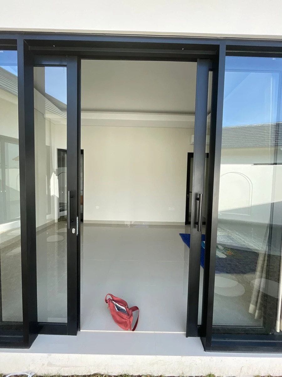 Brand new villa for rent in tibubeneng