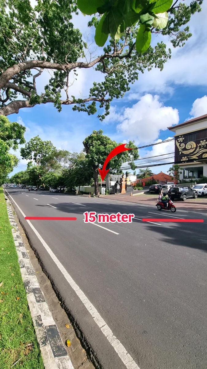 Prime Property for Sale–Land+Bonus House