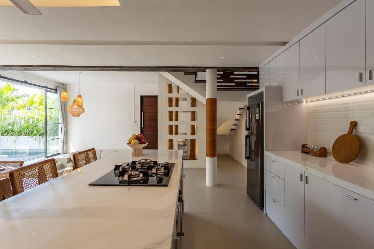 3 BEDROOM VILLA IN BATUBOLONG FOR SALE