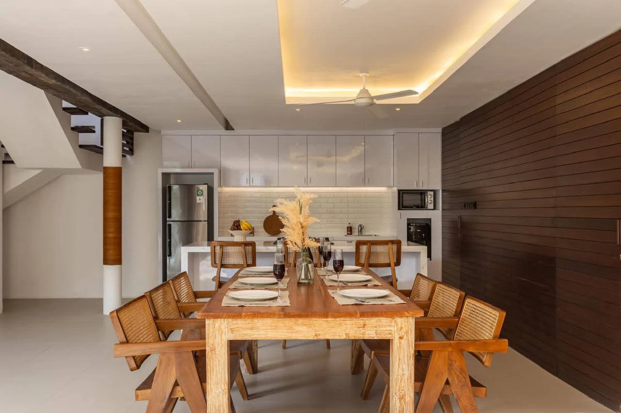3 BEDROOM VILLA IN BATUBOLONG FOR SALE