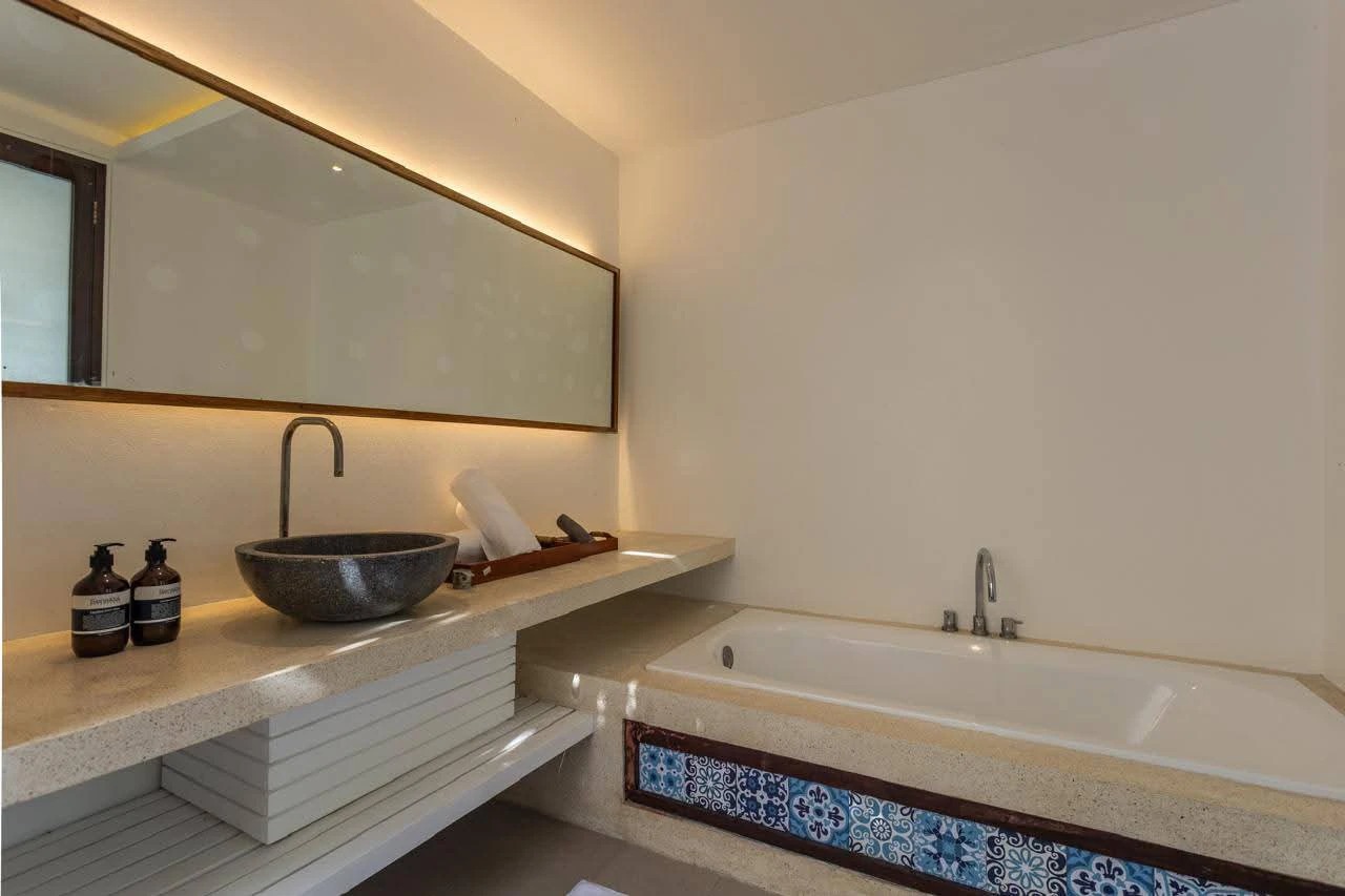 3 BEDROOM VILLA IN BATUBOLONG FOR SALE