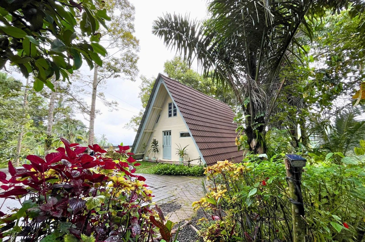 LEASEHOLD - Peaceful Mountain Cabin