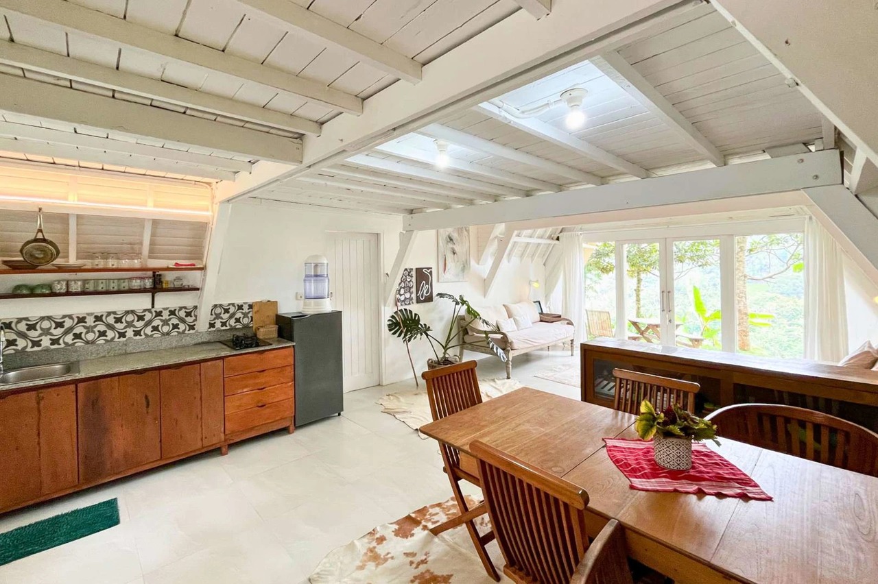 LEASEHOLD - Peaceful Mountain Cabin