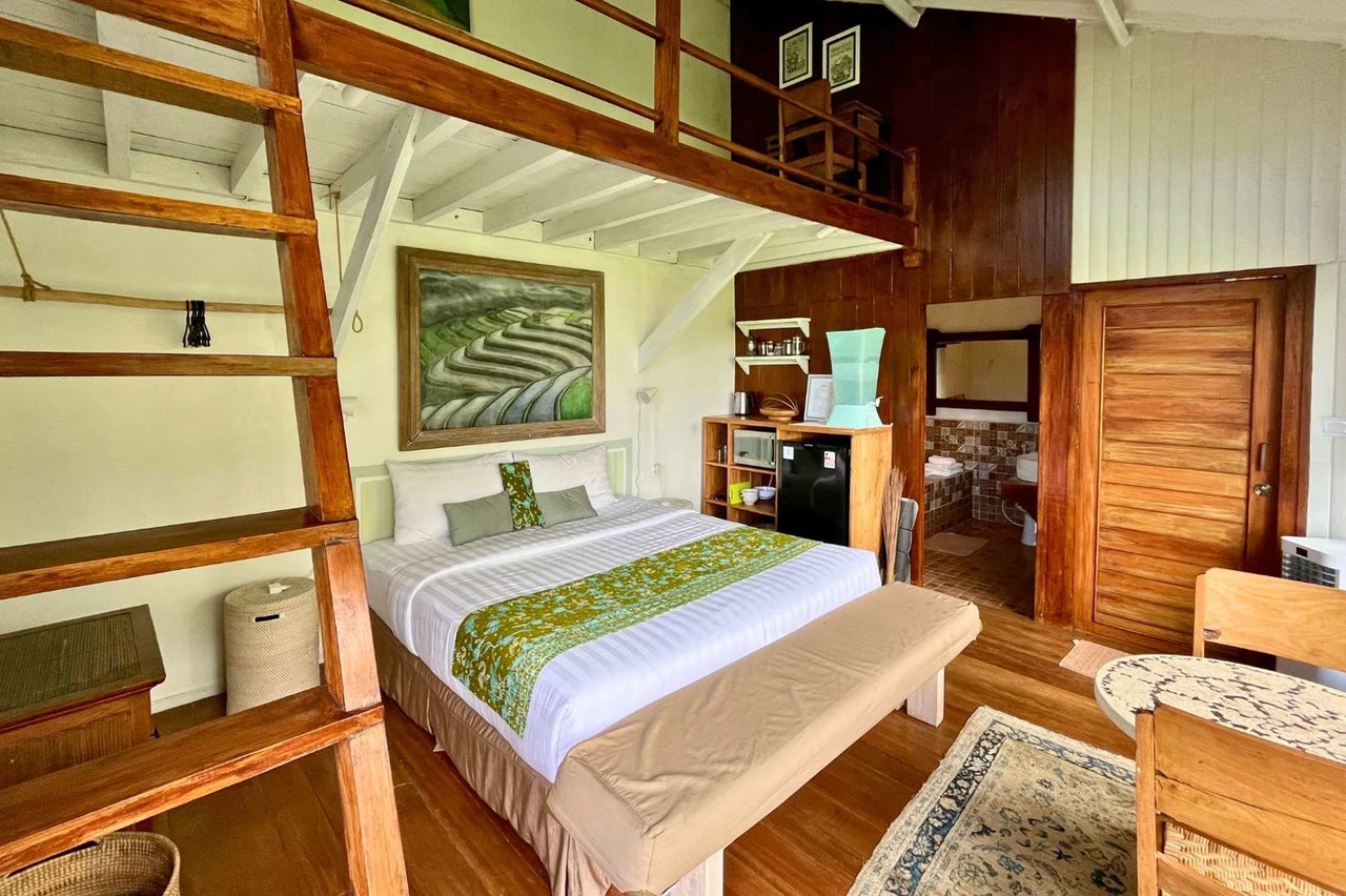 LEASEHOLD - Peaceful Mountain Cabin