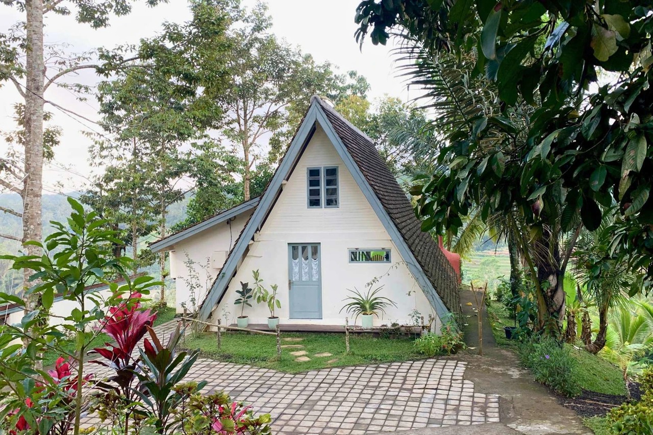 LEASEHOLD - Peaceful Mountain Cabin