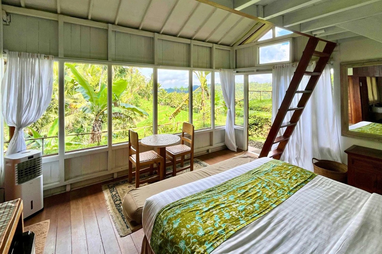 LEASEHOLD - Peaceful Mountain Cabin