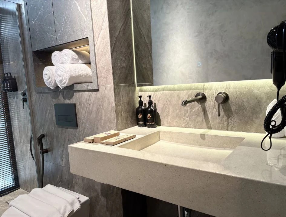 Modern 2BR Villa w/ Private Pool and Bal