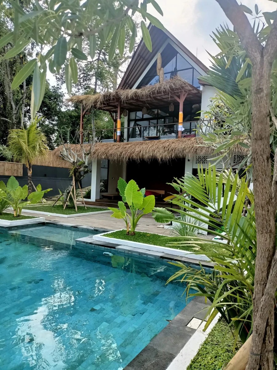 Spacious villa for Rent 
