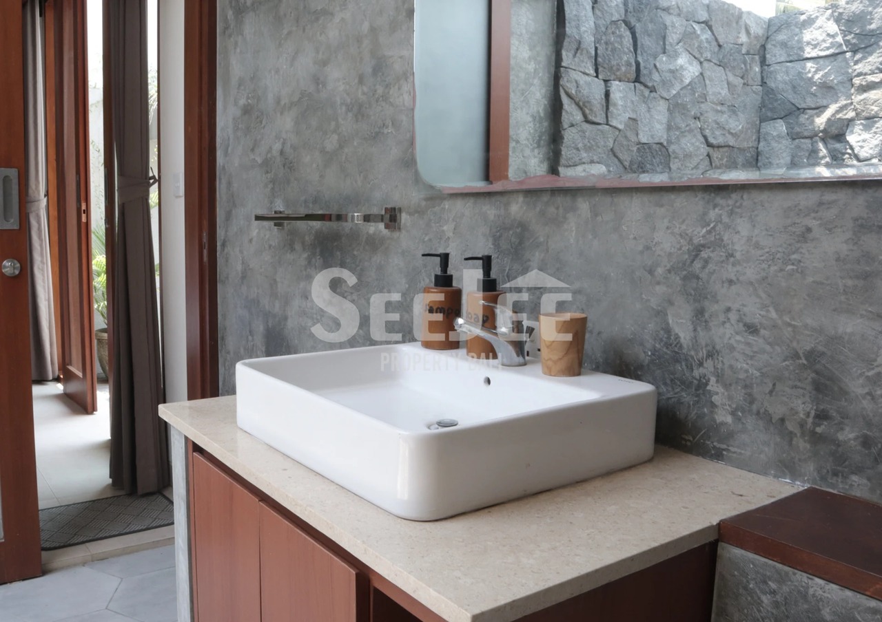 VILLA FOR SALE IN LOD TUNDUH 
