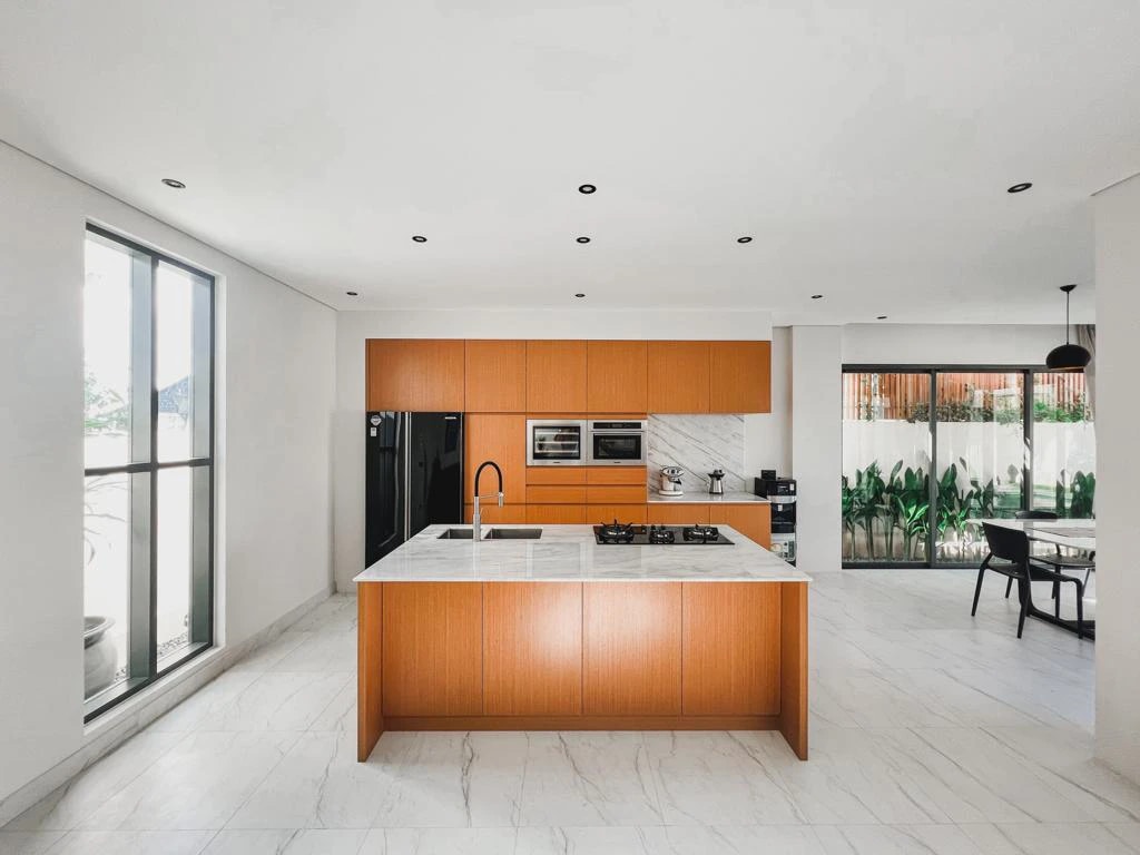 Luxury 3BR Villa w/ Rooftop & Sky View