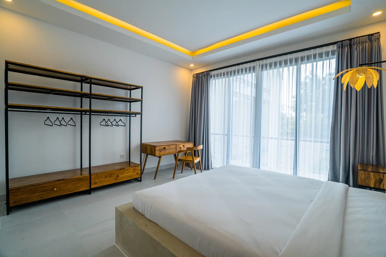 White Light 3BR Private Villa Berawa