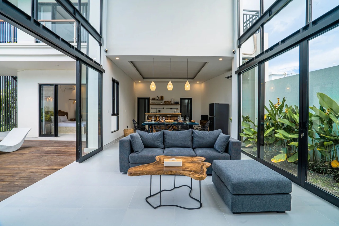 White Light 3BR Private Villa Berawa