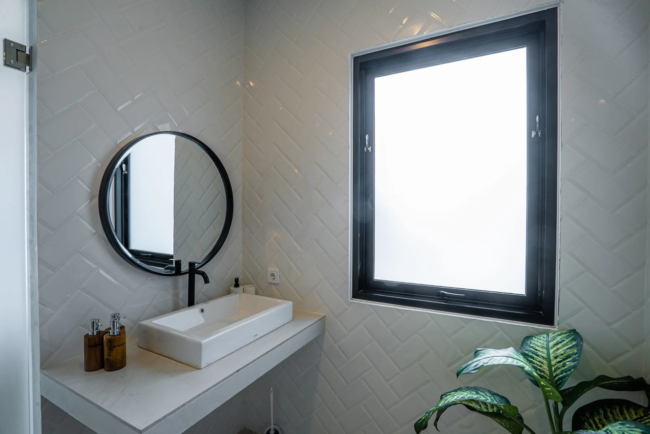 White Light 3BR Private Villa Berawa