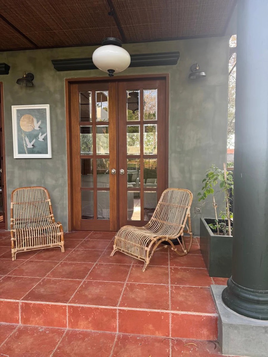 Colonial 1BR Villa w/ Huge Garden
