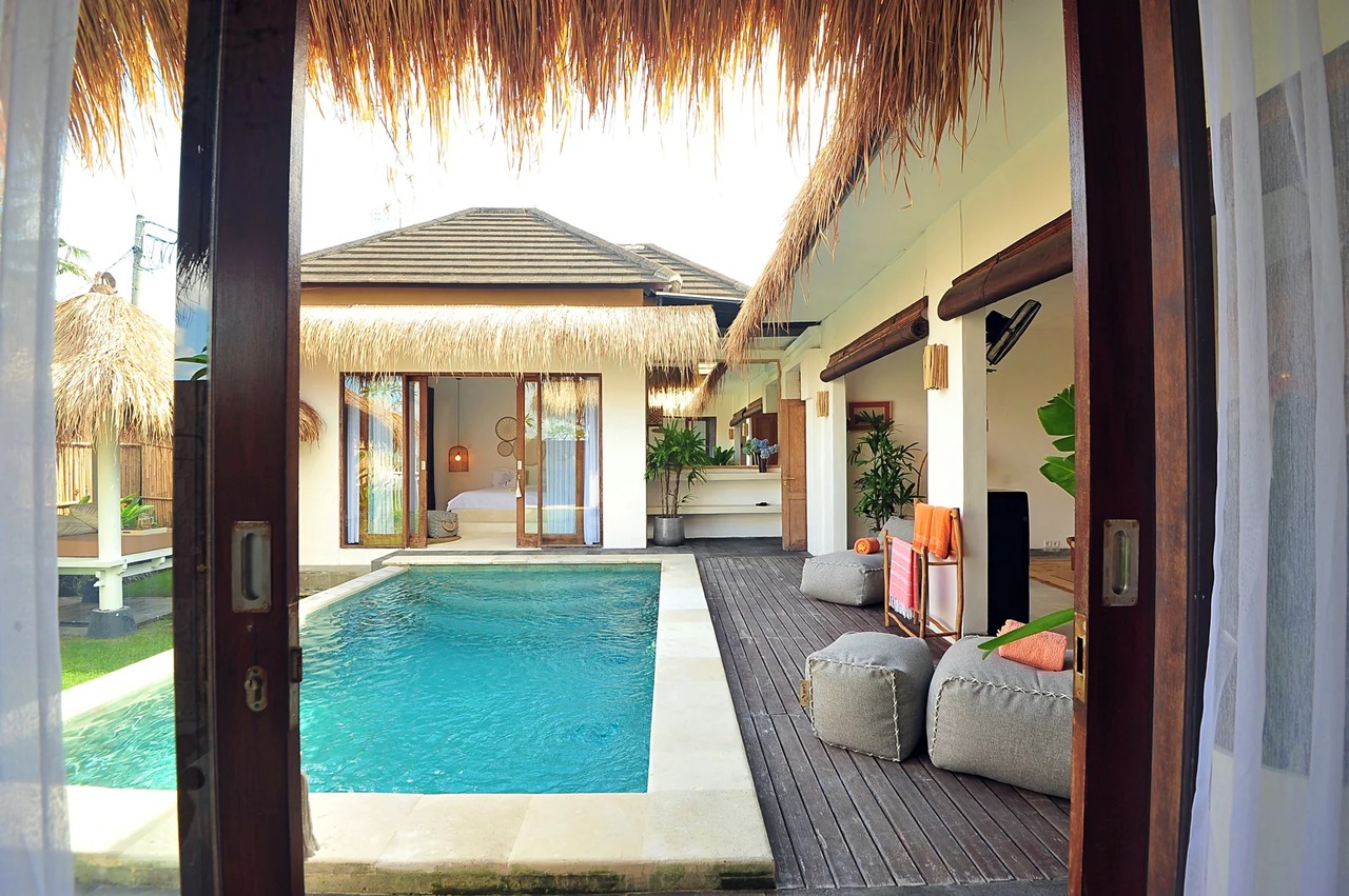 Tropical 2 br villa with rice paddy view
