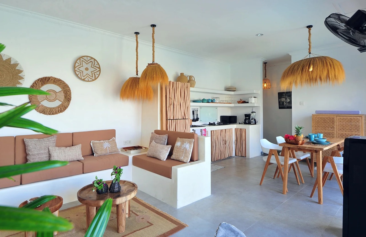 Tropical 2 br villa with rice paddy view