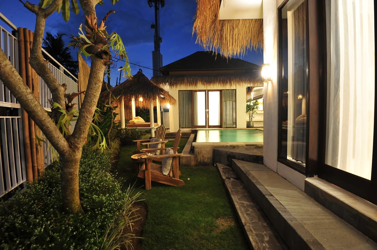 Tropical 2 br villa with rice paddy view