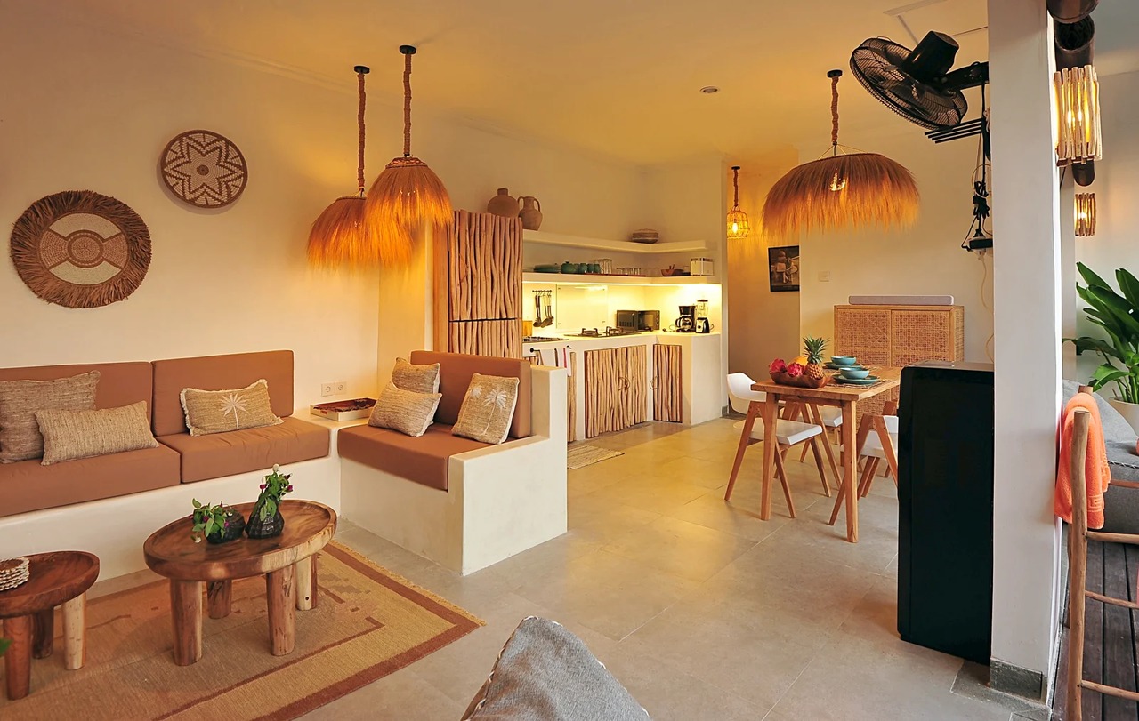 Tropical 2 br villa with rice paddy view