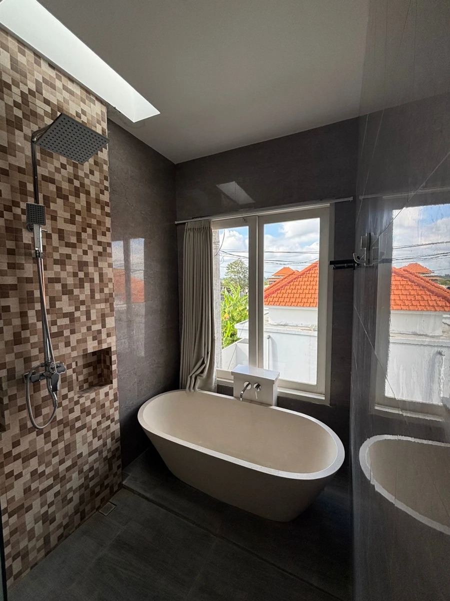 3 br villa for Rent in Cemagi 