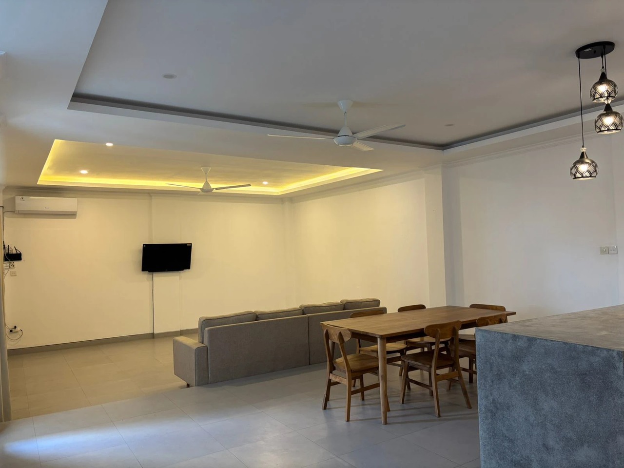 3 br villa for Rent in Cemagi 